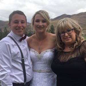 Meet your Posher, Laurie